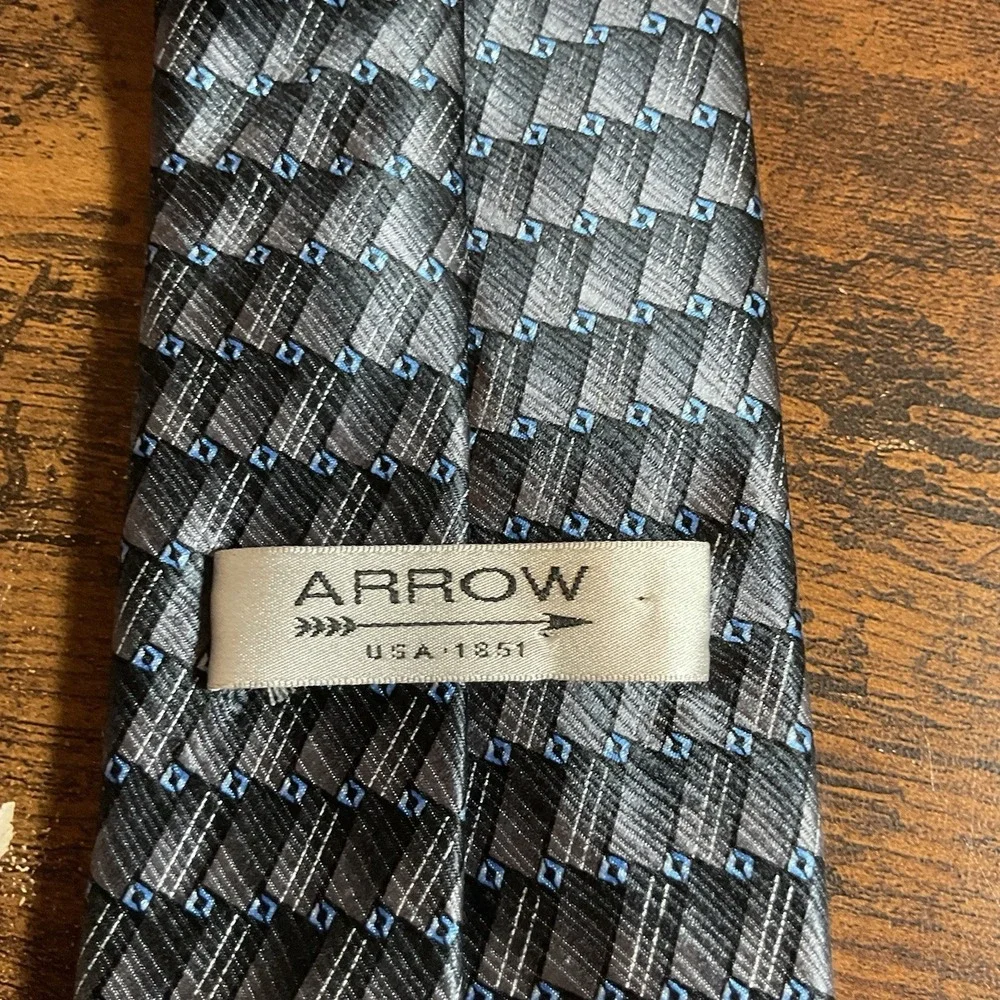Men's‎ Arrow Silver Blue Necktie 100% Silk